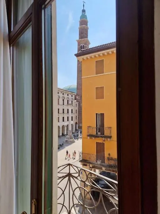 Altea'S Sweet Home In Piazza,Basilica Palladiana Vicenza 0*,  Italia